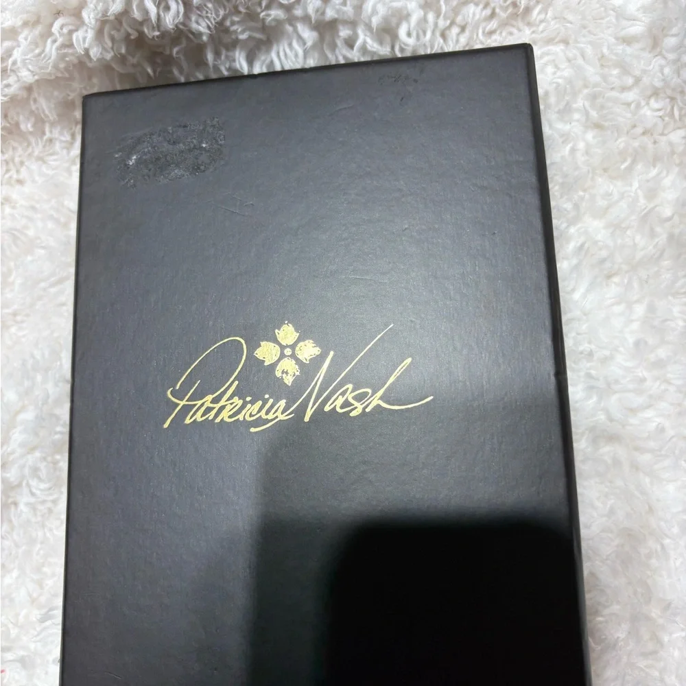 Patricia Nash Tan Leather Passport Holder - Picture 3 of 4